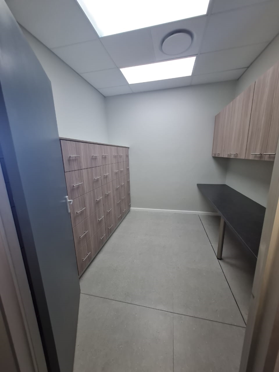 To Let Commercial Property for Rent in Wynberg Western Cape